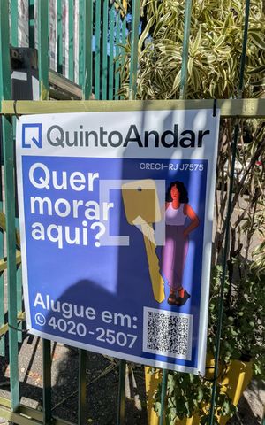 Casa à venda com 300m², 3 quartos e sem vagaPLACA