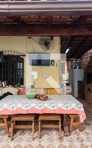 Casa à venda com 300m², 3 quartos e sem vagaÁrea gourmet