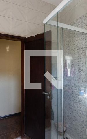 Casa à venda com 300m², 3 quartos e sem vagaBanheiro