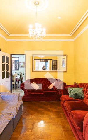 Casa à venda com 300m², 3 quartos e sem vagaSala