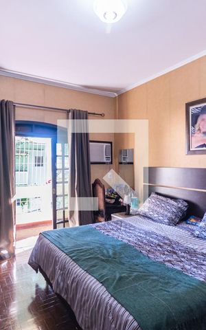 Casa à venda com 300m², 3 quartos e sem vagaQuarto 1