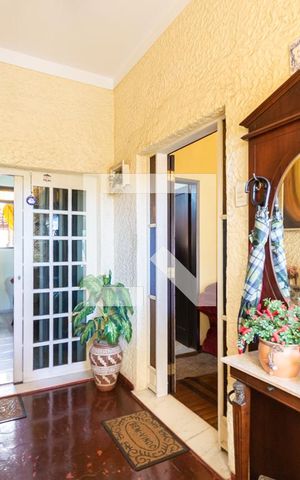 Casa à venda com 300m², 3 quartos e sem vagaHall