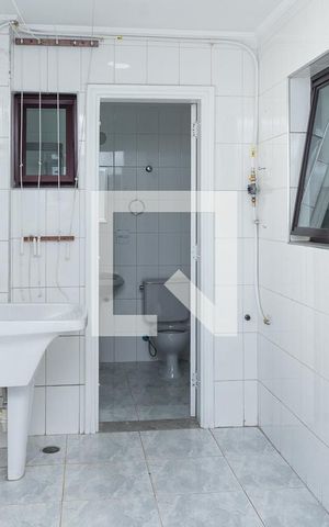 Apartamento à venda com 204m², 4 quartos e 3 vagas Apartamento à venda com 204m², 4 quartos e 3 vagasLavanderia
