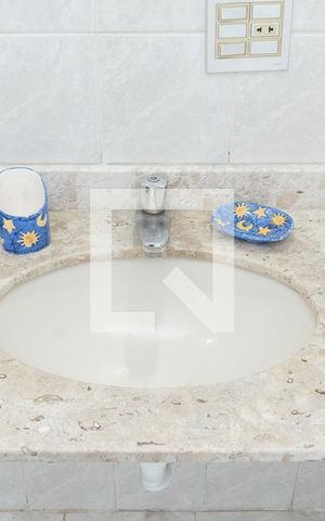 Apartamento à venda com 204m², 4 quartos e 3 vagas Apartamento à venda com 204m², 4 quartos e 3 vagasBanheiro