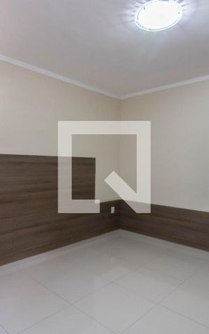 Casa à venda com 200m², 3 quartos e 4 vagas Casa à venda com 200m², 3 quartos e 4 vagasSuíte 2