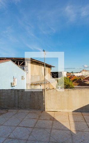 Casa à venda com 280m², 7 quartos e 5 vagas Casa à venda com 280m², 7 quartos e 5 vagasÁrea comum