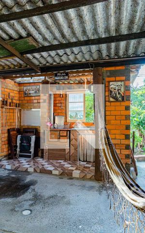 Casa à venda com 280m², 7 quartos e 5 vagas Casa à venda com 280m², 7 quartos e 5 vagasÁrea comum