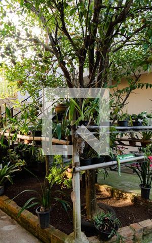 Casa à venda com 280m², 7 quartos e 5 vagas Casa à venda com 280m², 7 quartos e 5 vagasÁrea comum