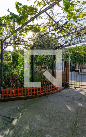 Casa à venda com 280m², 7 quartos e 5 vagas Casa à venda com 280m², 7 quartos e 5 vagasÁrea comum