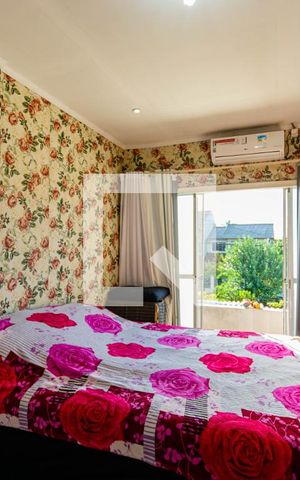 Casa à venda com 280m², 7 quartos e 5 vagas Casa à venda com 280m², 7 quartos e 5 vagascasa 2 quarto 1