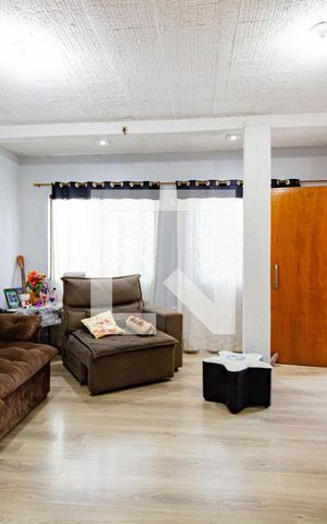 Casa à venda com 280m², 7 quartos e 5 vagas Casa à venda com 280m², 7 quartos e 5 vagassala 2