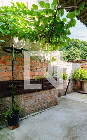 Casa à venda com 280m², 7 quartos e 5 vagas Casa à venda com 280m², 7 quartos e 5 vagasÁrea comum