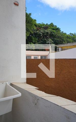 Apartamento para alugar com 70m², 2 quartos e sem vagaCozinha e Área de Serviço