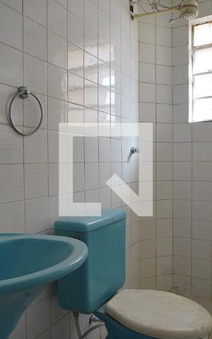 Apartamento para alugar com 70m², 2 quartos e sem vagaBanheiro