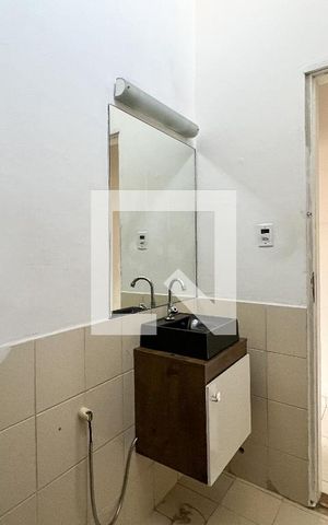 Casa à venda com 140m², 3 quartos e sem vagaBanheiro Social