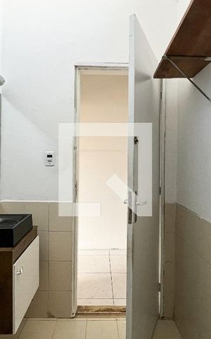 Casa à venda com 140m², 3 quartos e sem vagaBanheiro Social