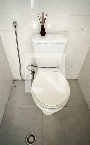 Casa à venda com 140m², 3 quartos e sem vagaBanheiro de serviço