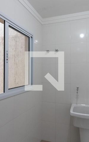 Casa de condomínio à venda com 65m², 2 quartos e 1 vaga Casa de condomínio à venda com 65m², 2 quartos e 1 vagaÁrea de Serviço