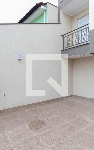 Casa de condomínio à venda com 65m², 2 quartos e 1 vaga Casa de condomínio à venda com 65m², 2 quartos e 1 vagaGaragem