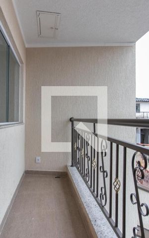 Casa de condomínio à venda com 65m², 2 quartos e 1 vaga Casa de condomínio à venda com 65m², 2 quartos e 1 vagaEntrada