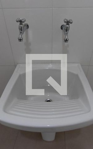 Casa de condomínio à venda com 65m², 2 quartos e 1 vaga Casa de condomínio à venda com 65m², 2 quartos e 1 vagaDetalhe da area de serviço