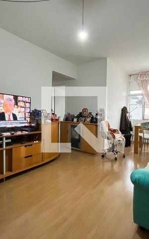 Apartamento à venda com 80m², 2 quartos e 1 vaga Apartamento à venda com 80m², 2 quartos e 1 vagaSala