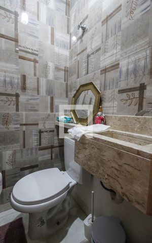 Casa à venda com 125m², 3 quartos e 2 vagasLavabo
