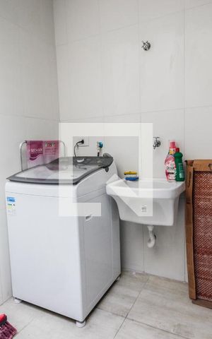 Casa à venda com 125m², 3 quartos e 2 vagasÁrea de serviço