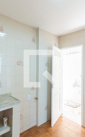 Apartamento à venda com 100m², 2 quartos e sem vagaCozinha