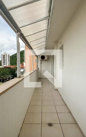 Apartamento para alugar com 145m², 4 quartos e 1 vaga Apartamento para alugar com 145m², 4 quartos e 1 vagaVaranda