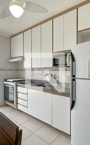 Apartamento para alugar com 145m², 4 quartos e 1 vaga Apartamento para alugar com 145m², 4 quartos e 1 vagaCozinha