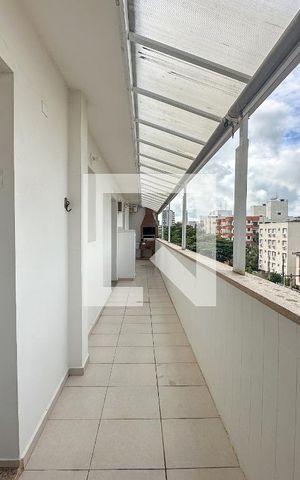 Apartamento para alugar com 145m², 4 quartos e 1 vaga Apartamento para alugar com 145m², 4 quartos e 1 vagaVaranda