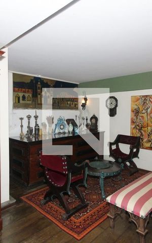 Casa para alugar com 468m², 3 quartos e 8 vagasSala