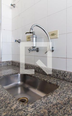Apartamento para alugar com 70m², 2 quartos e 1 vaga Apartamento para alugar com 70m², 2 quartos e 1 vagaCozinha