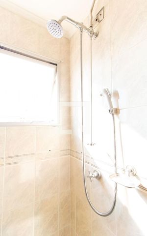 Apartamento para alugar com 70m², 2 quartos e 1 vaga Apartamento para alugar com 70m², 2 quartos e 1 vagaBanheiro