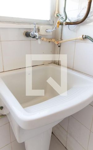 Apartamento para alugar com 70m², 2 quartos e 1 vaga Apartamento para alugar com 70m², 2 quartos e 1 vagaÁrea de Serviço