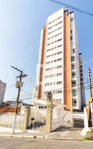 Apartamento para alugar com 70m², 2 quartos e 1 vaga Apartamento para alugar com 70m², 2 quartos e 1 vagaFachada