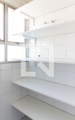 Apartamento para alugar com 70m², 2 quartos e 1 vaga Apartamento para alugar com 70m², 2 quartos e 1 vagaÁrea de Serviço