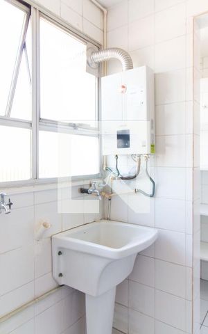 Apartamento para alugar com 70m², 2 quartos e 1 vaga Apartamento para alugar com 70m², 2 quartos e 1 vagaÁrea de Serviço