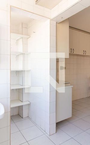 Apartamento para alugar com 70m², 2 quartos e 1 vaga Apartamento para alugar com 70m², 2 quartos e 1 vagaÁrea de Serviço