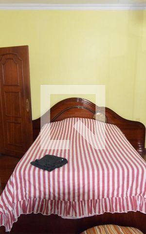 Casa para alugar com 200m², 4 quartos e 1 vaga Casa para alugar com 200m², 4 quartos e 1 vagaQuarto 3