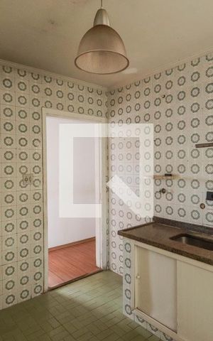 Apartamento à venda com 83m², 2 quartos e 1 vaga Apartamento à venda com 83m², 2 quartos e 1 vagaCozinha