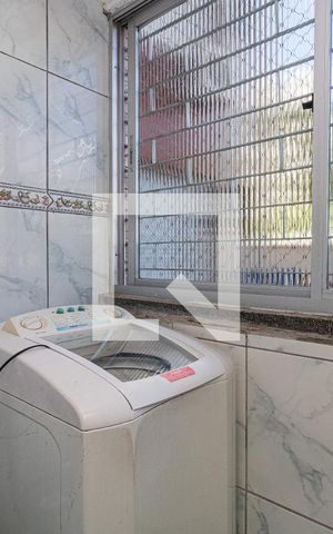 Apartamento à venda com 44m², 1 quarto e sem vagaCozinha e Área de Serviço