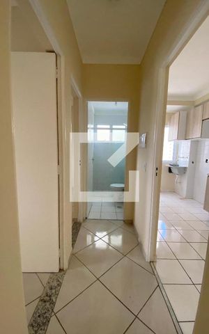 Apartamento para alugar com 49m², 2 quartos e 1 vagaCorredor