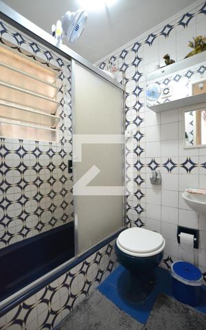 Casa à venda com 187m², 3 quartos e 4 vagasBanheiro 1