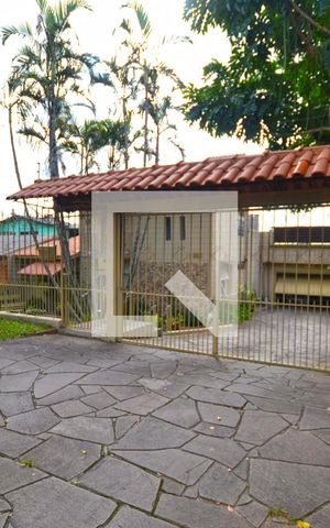 Casa à venda com 187m², 3 quartos e 4 vagasFachada 1