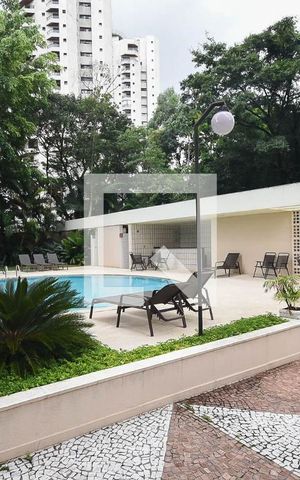 Apartamento para alugar com 40m², 1 quarto e 1 vagaPiscina