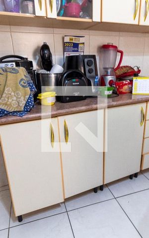 Casa à venda com 149m², 2 quartos e 2 vagasCozinha - Armários