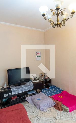 Casa à venda com 149m², 2 quartos e 2 vagasSala
