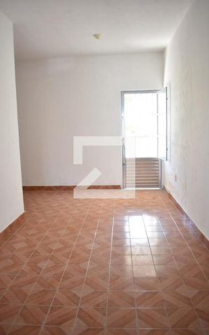 Casa à venda com 180m², 2 quartos e 2 vagasCobertura